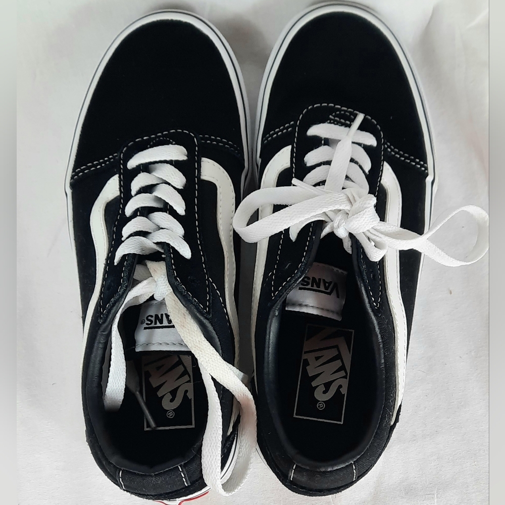 Vans Suede Womens Shoes Size 6 Black White Skate Sneakers Old Skool - Picture 6 of 10